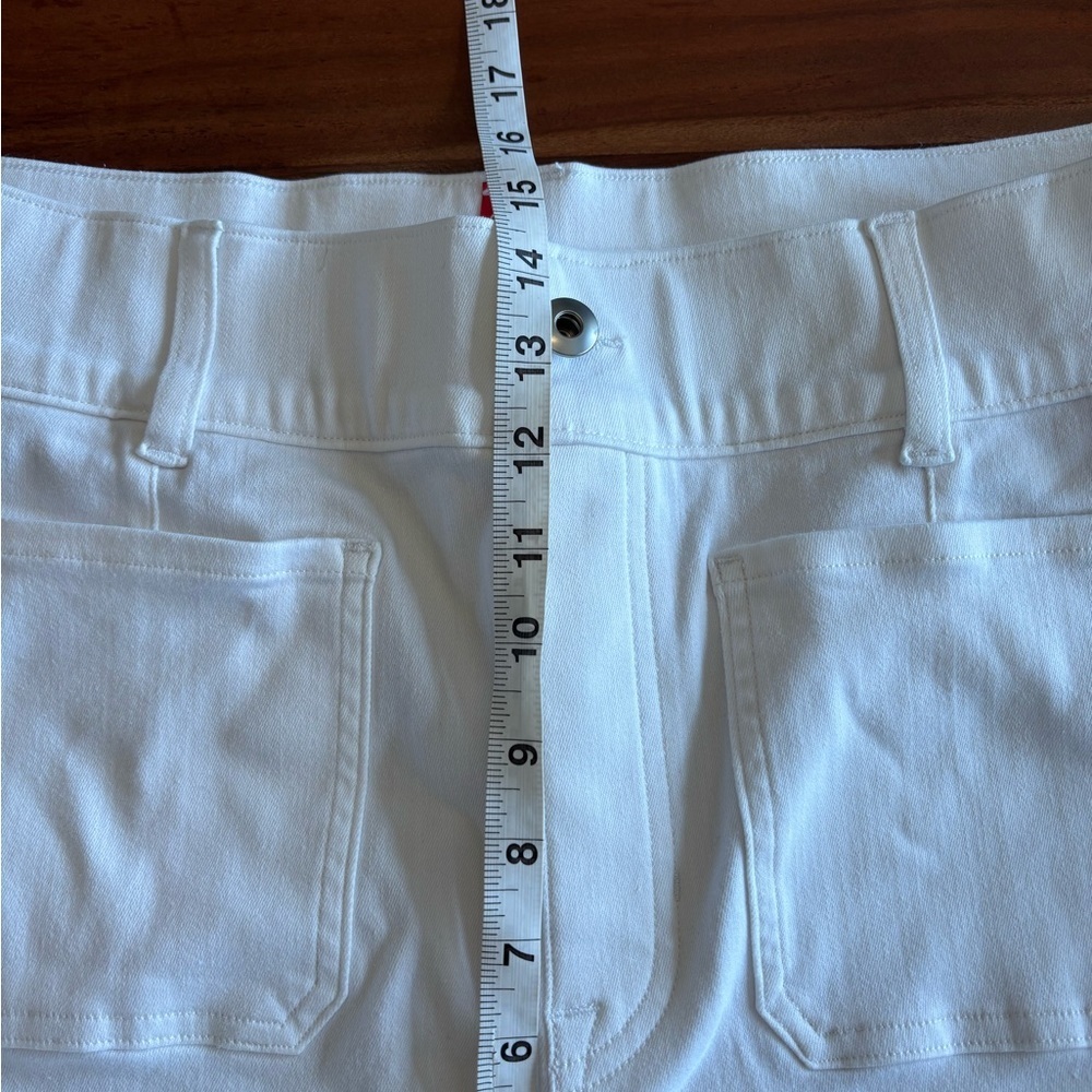 NWT SPANX Cropped Wide-Leg Jeans in White - Picture 10 of 15
